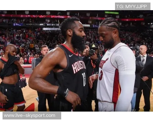 乔丹克拉克森的篮球之路与成就探讨:从新秀到全明星的蜕变历程 乔丹克拉克森的篮球之路与成就探讨:从新秀到全明星的蜕变历程