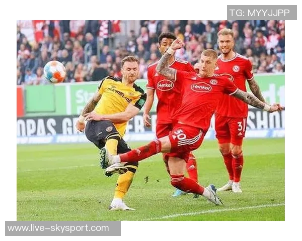 奥格斯堡主场迎战德累斯顿期待精彩对决与胜利的较量 奥格斯堡主场迎战德累斯顿期待精彩对决与胜利的较量